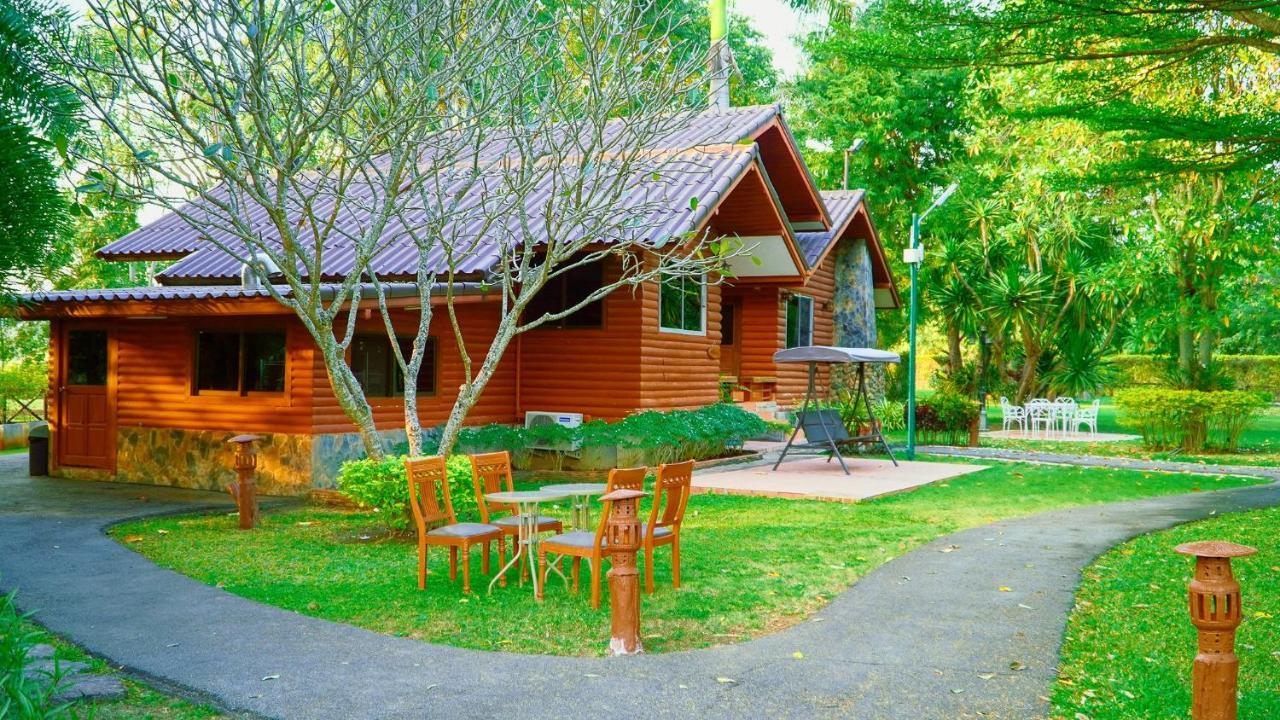 ทิพย์วาริน รีสอร์ท เขาใหญ่ Ban Tha Chang Exterior foto